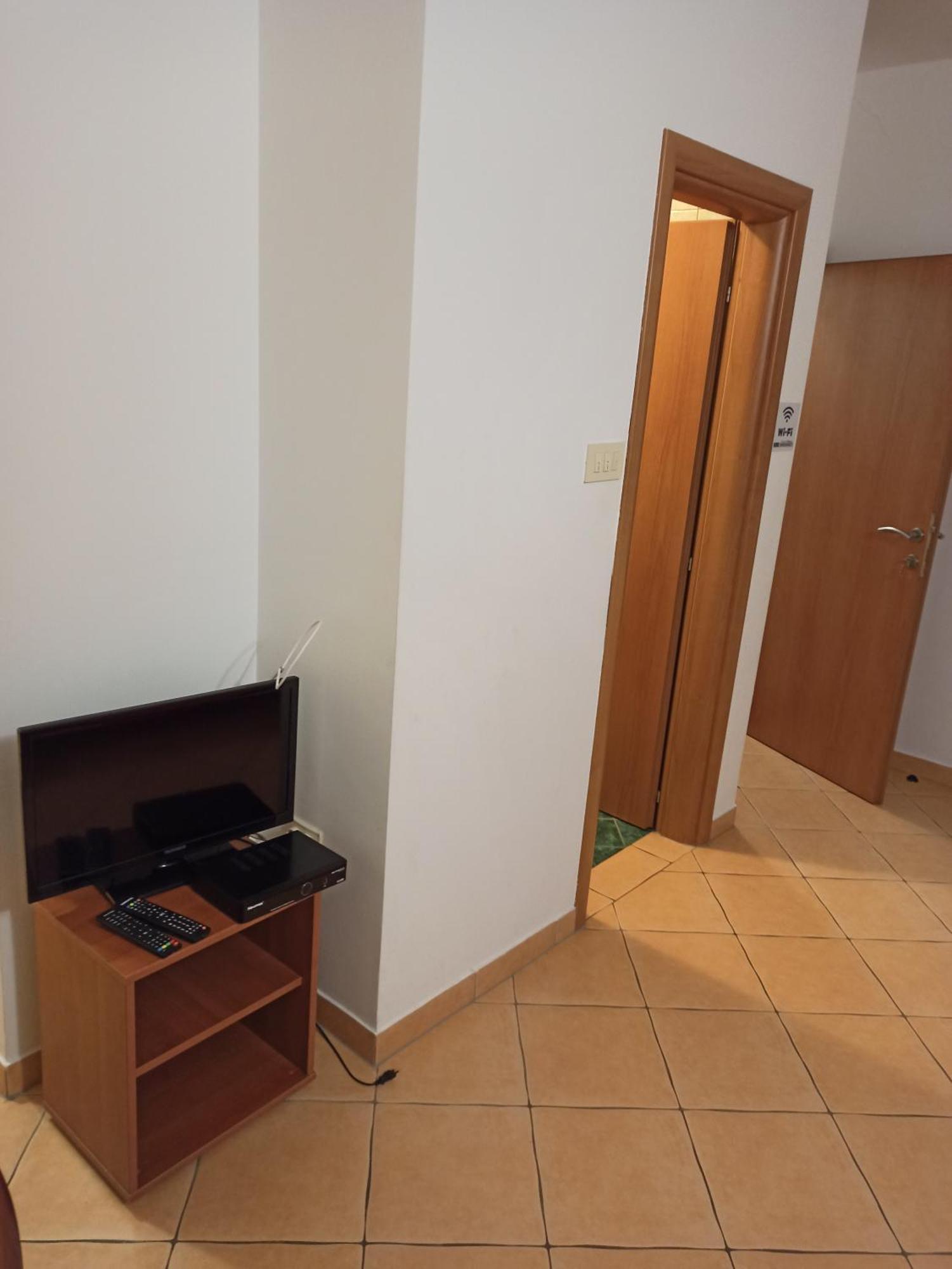 Apartmani Villa Radovic Risan Habitación foto