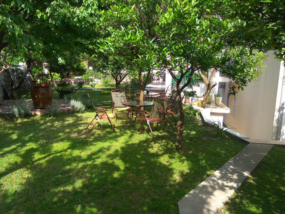 Apartmani Villa Radovic Risan Exterior foto